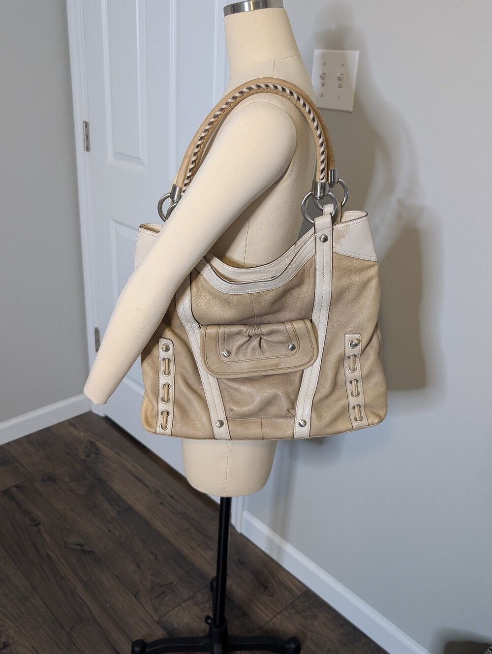 b. makowsky‎ Beige Cream Boho Tote Shoulder Bag